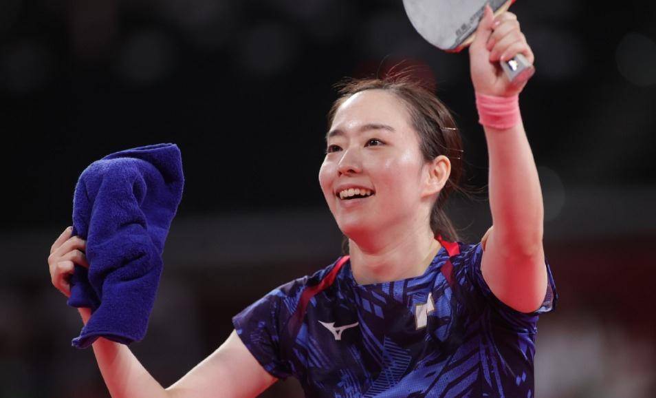 抬肩猛抡 抬肩猛抡