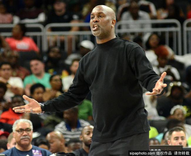 让勇士在外 让勇士在外